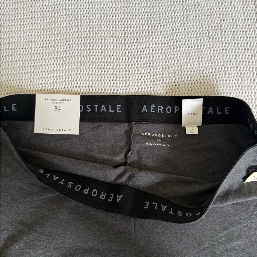 Aeropostale Charcoal Leggings - Picture 3 of 5